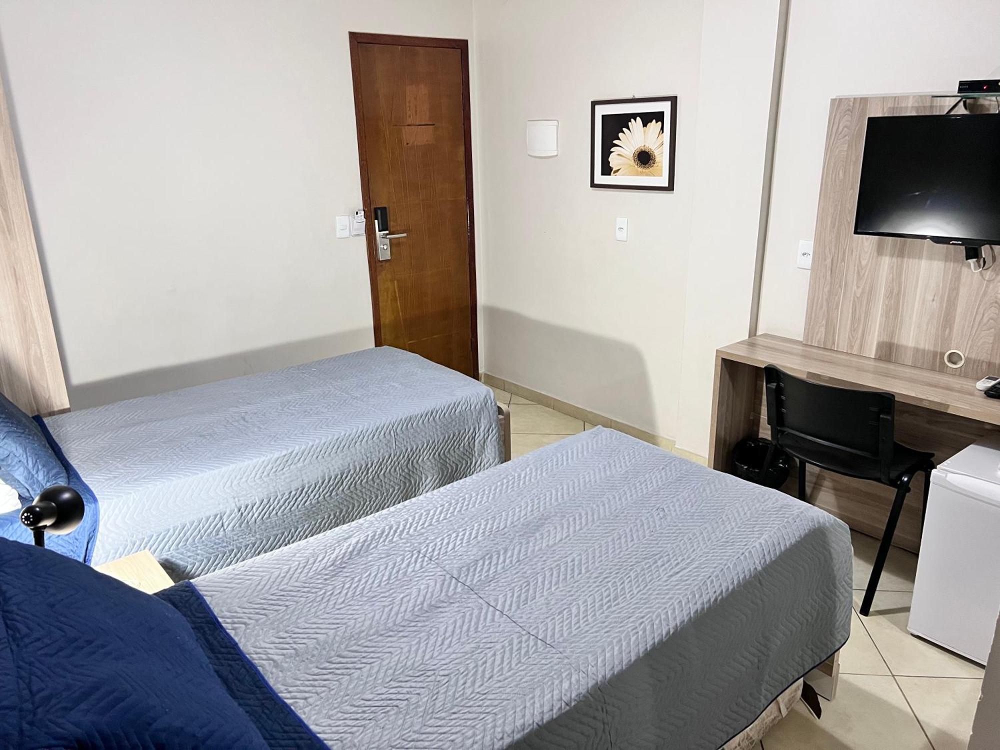 Hotel Golden Jk Muriae Ngoại thất bức ảnh